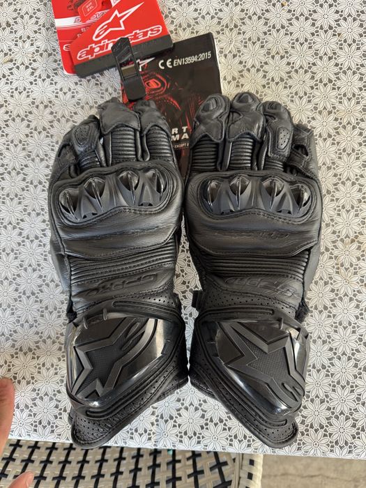 Protectie coloana moto Dainese + accesorii moto