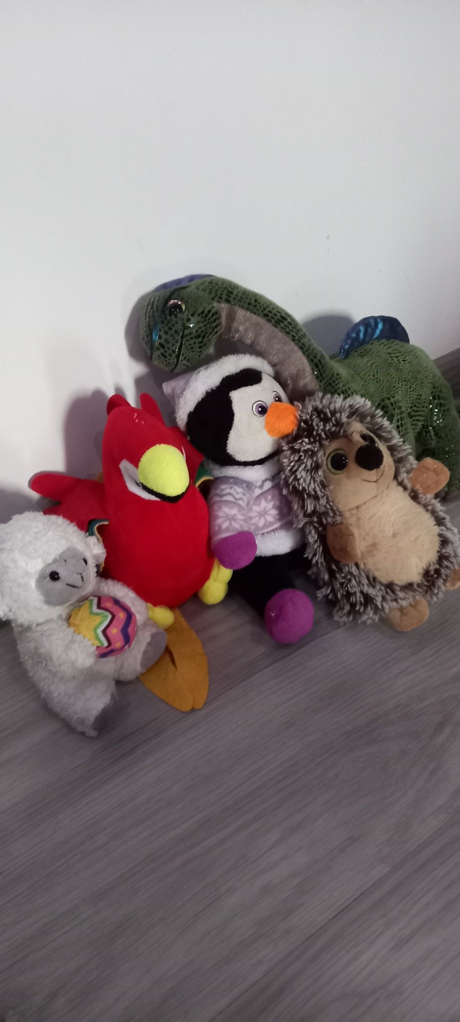 Лот от детски играчки