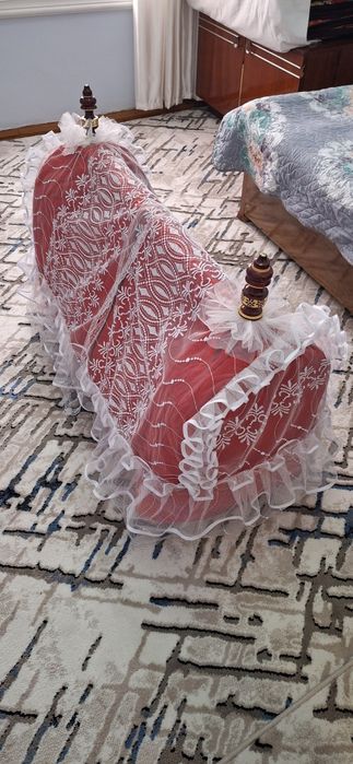 Beshik yangi srochna sotiladi