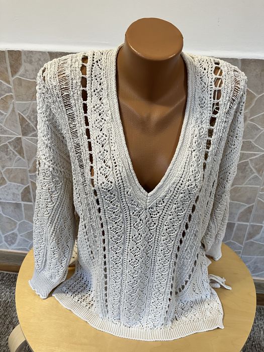 Pulover dama ZARA, in firul tricotat cu putin fir matasos discret