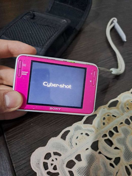 Срочно продам Sony Фотоаппарат  Оригинал!