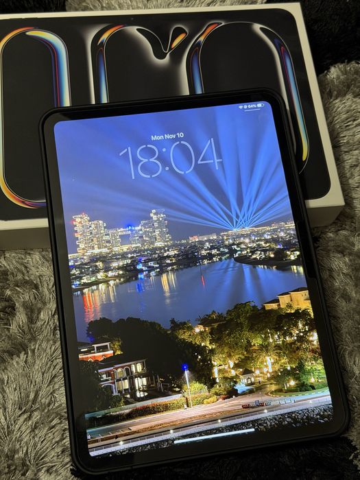 Ipad pro 11 inch M4 512gb