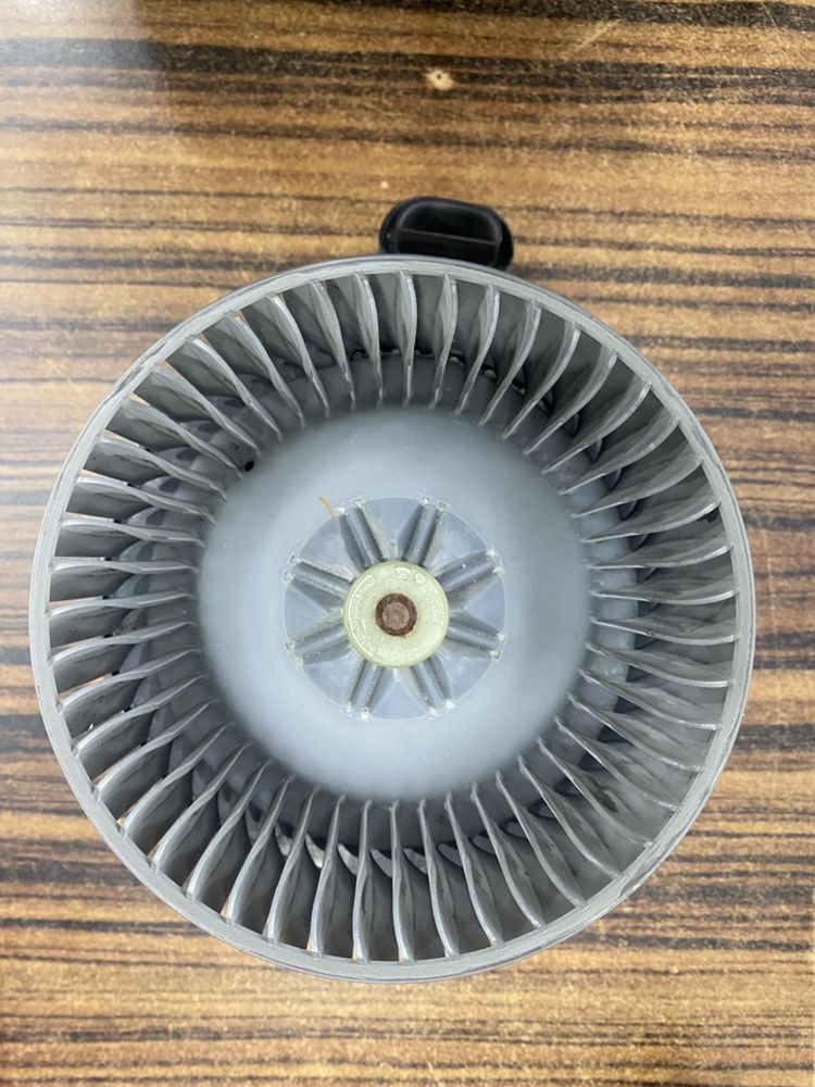 Ventilator Motoras Aeroterma Habitaclu Toyota rav4 2005-2012