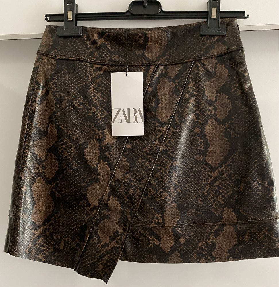 Къса пола   Zara