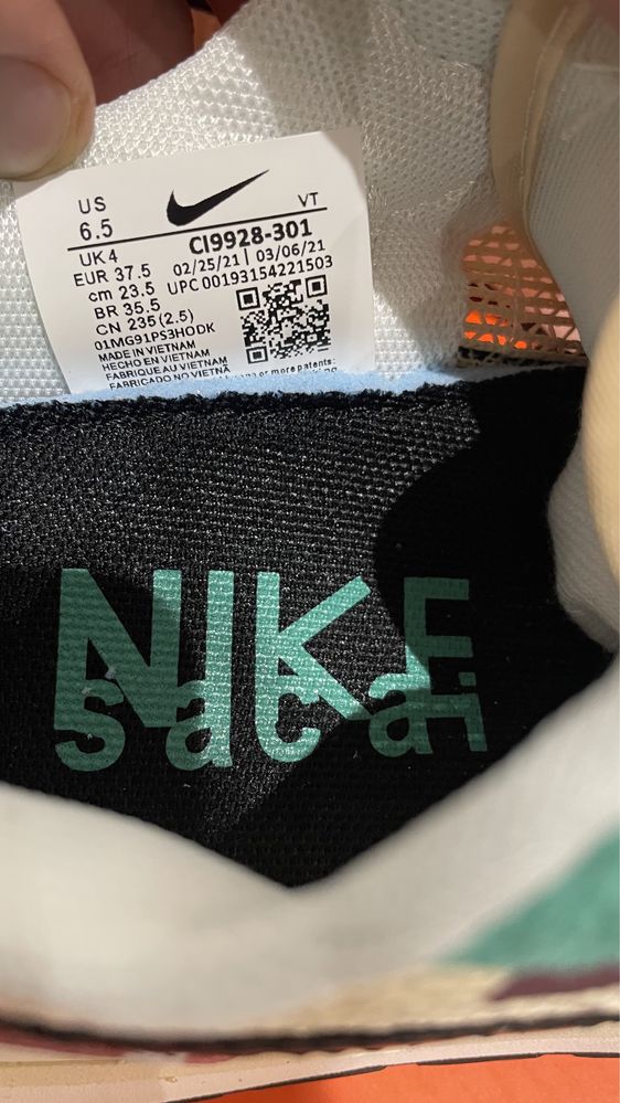 Nike Sacai Vaporwaffle mărimea 37