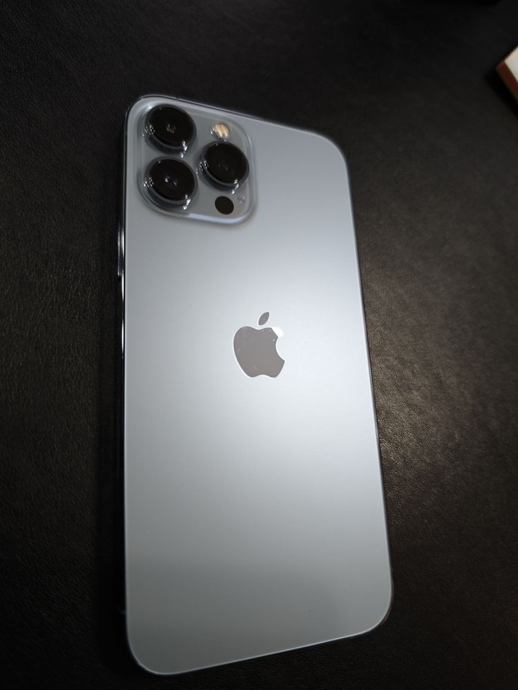 lphone 13 pro max LLA Ideal