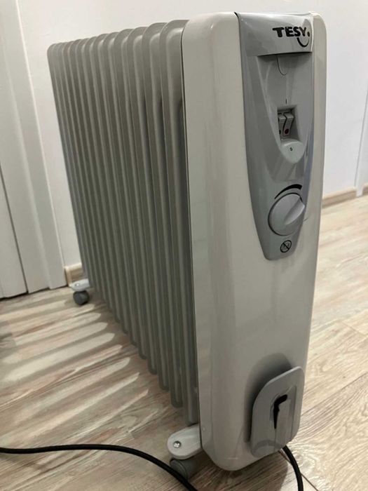 Маслен радиатор TESY CB 3014 E01 R