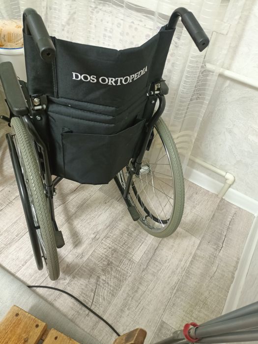 Продам новый инвалид коляску