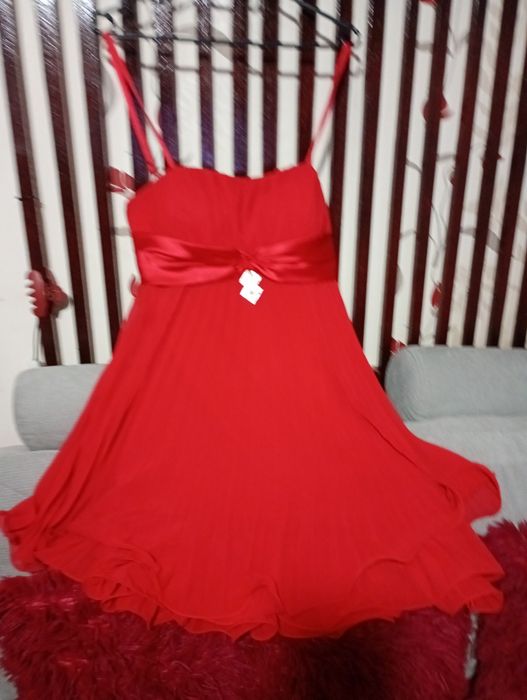 Rochie eleganta mărimea M culoare roșu