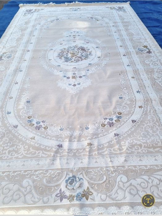 Ковёр 3х5 м новый со склада.  Производство Турция