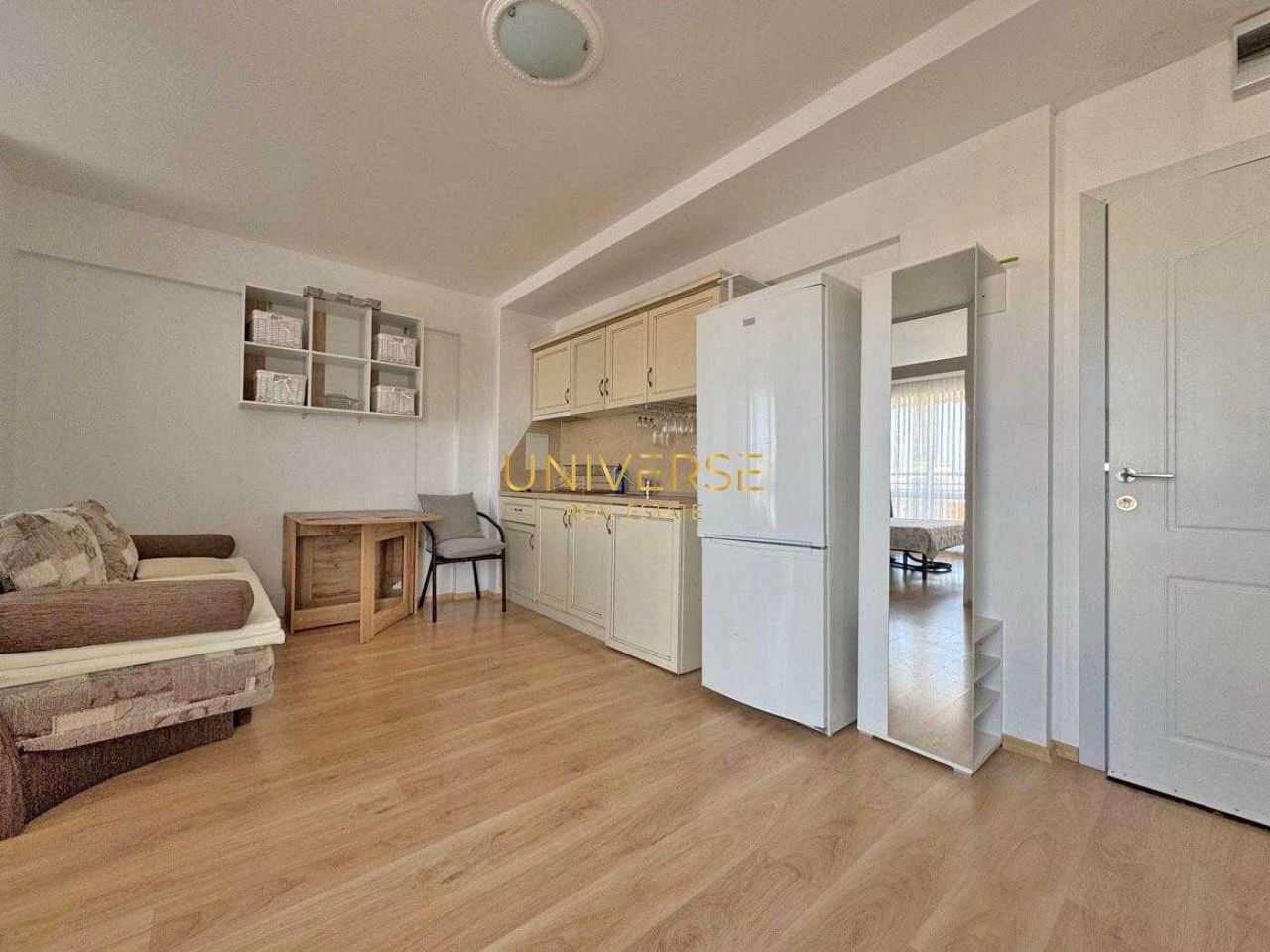 Продава се Двустаен апартамент в к.к. Слънчев бряг - 86 кв.м за 930 €/кв.м - Снимка #2