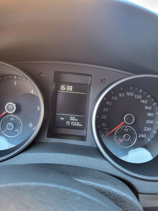 Vând VW Golf 6 VI 1.6 TDI cu Navigație