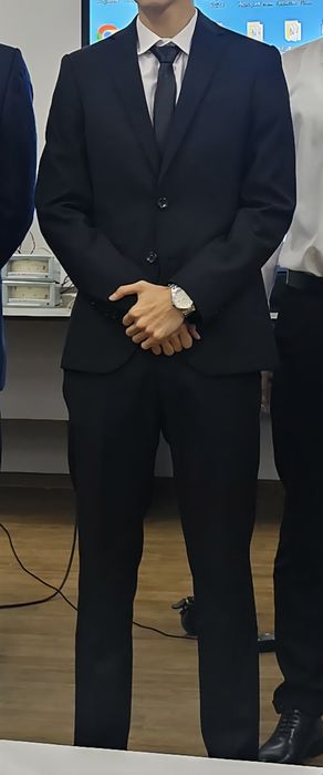 Продается костюм двойка