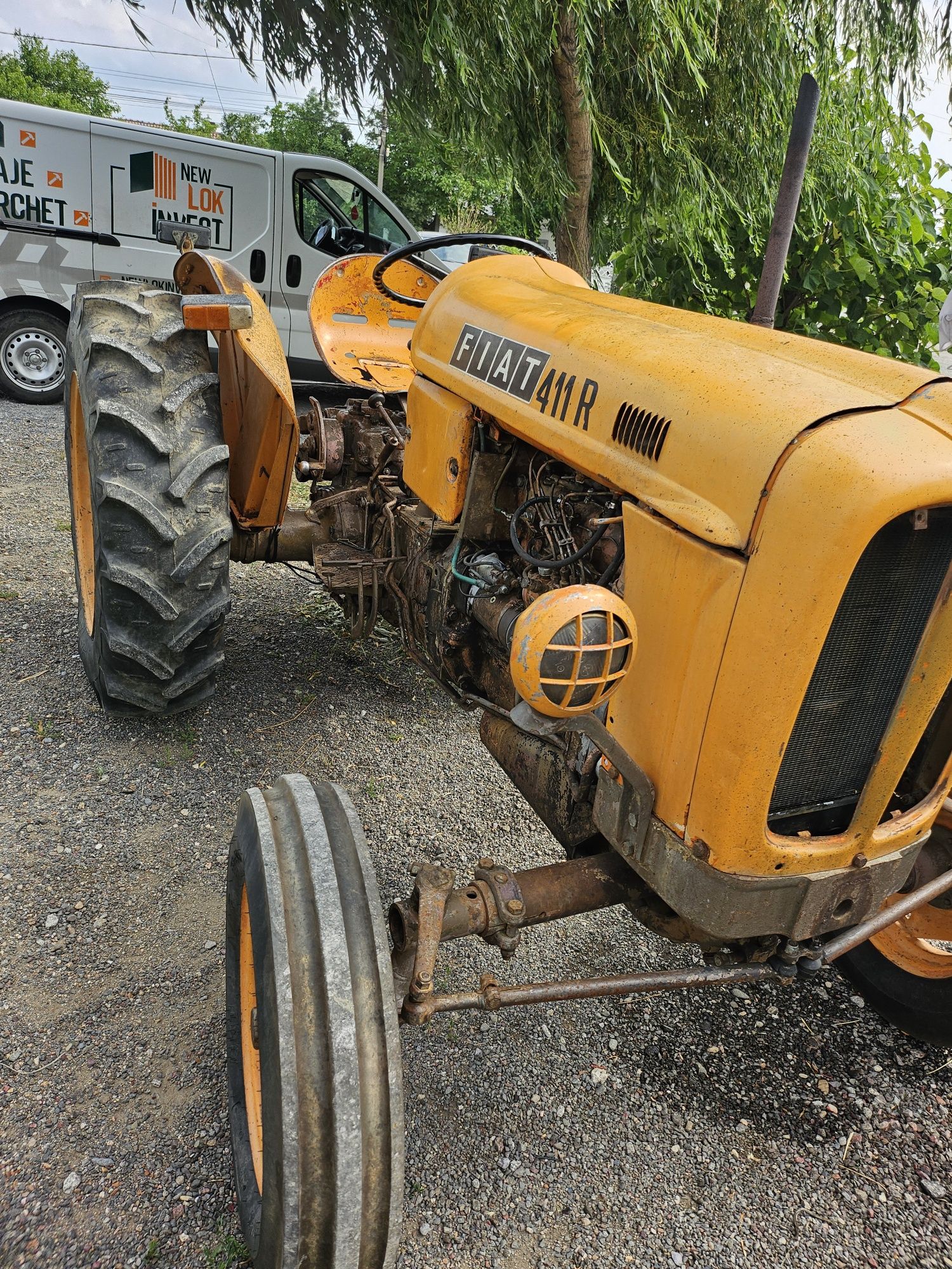 Tractor Fiat 411 sau dezmembrez,piese
