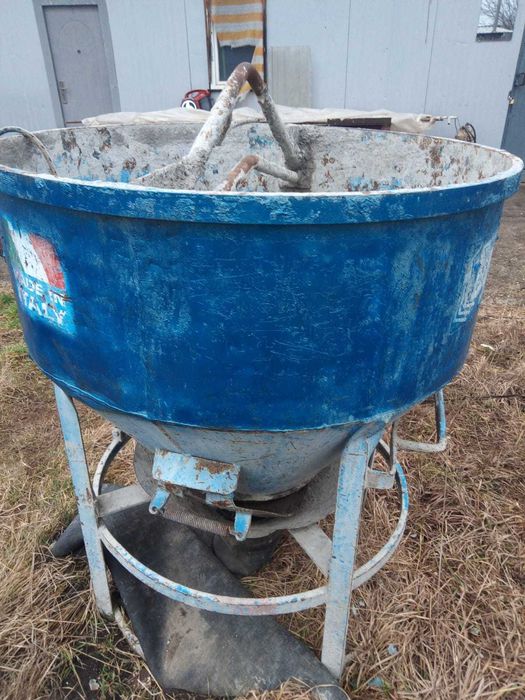 Bena beton cu furtun Boscaro 500lt