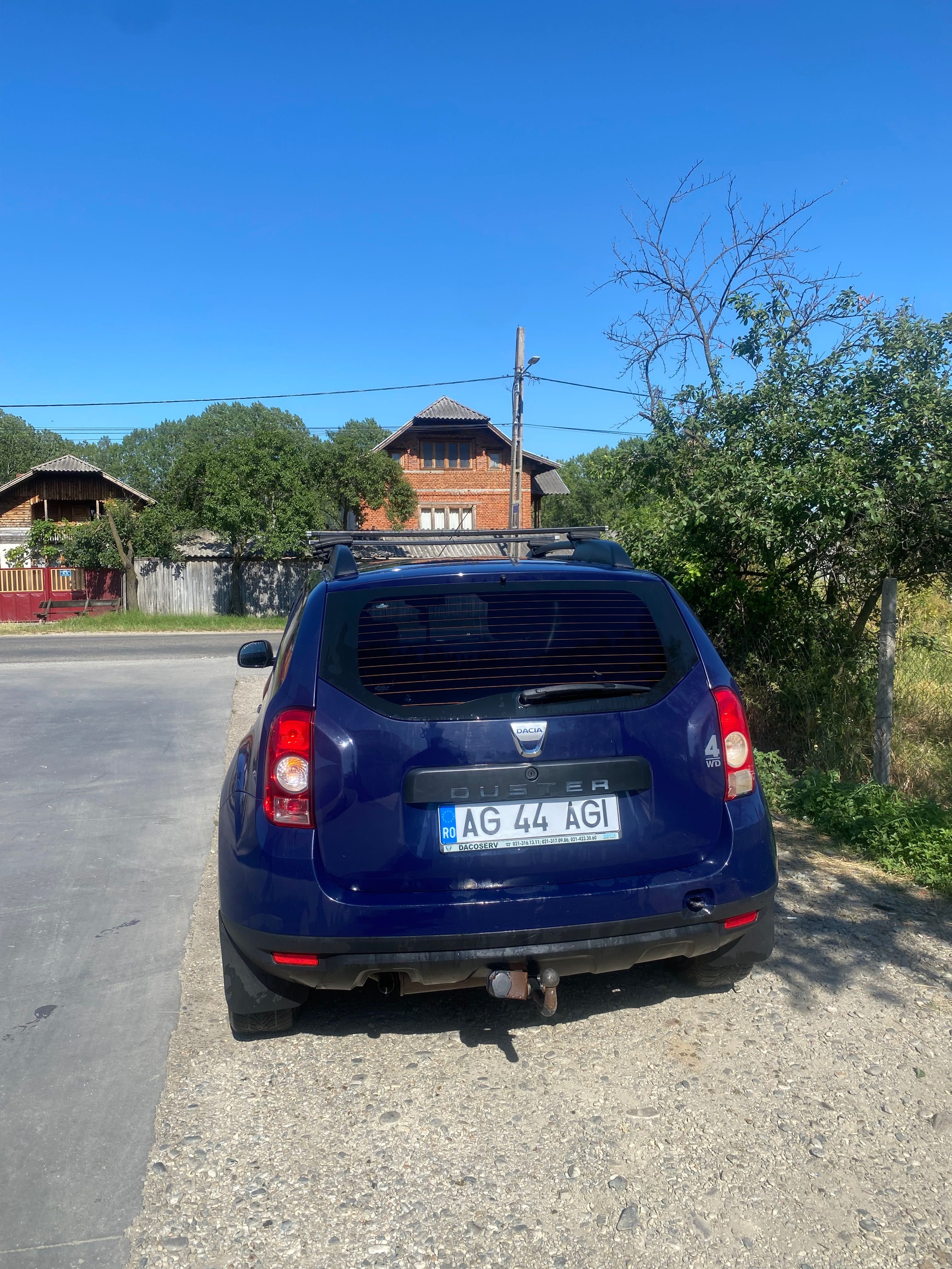 Dacia Duster 2010 1.6 MPI+GPL 4x4