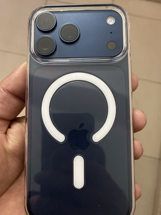 Айфон 17про макс 256гб