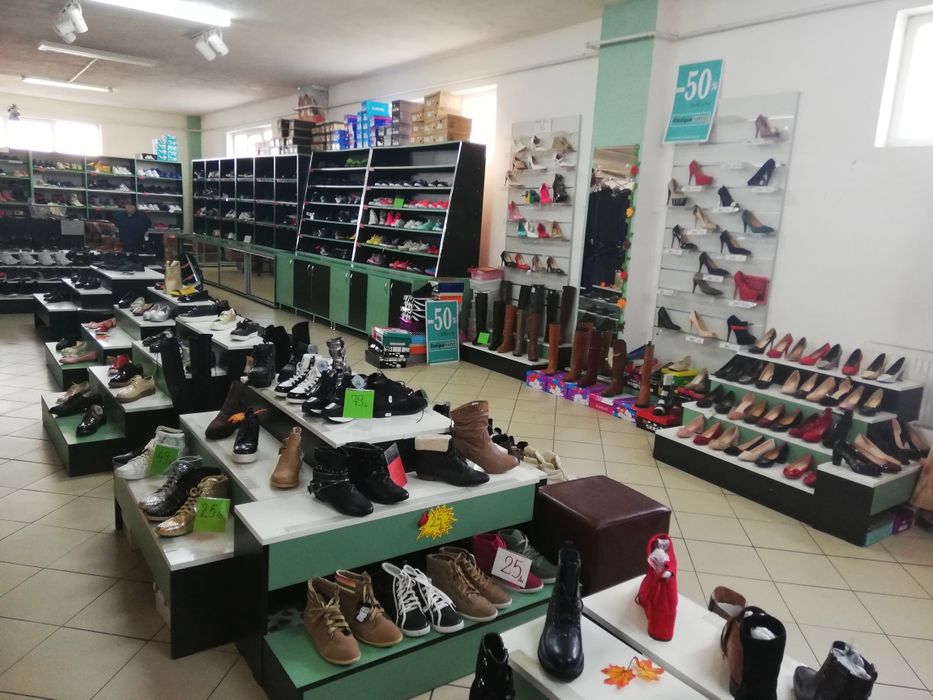 Mobilier magazin,sistem antifurt,standuri busturi