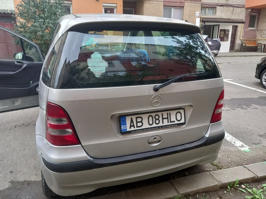 Vand Mercedes mai multe detalii în privat.