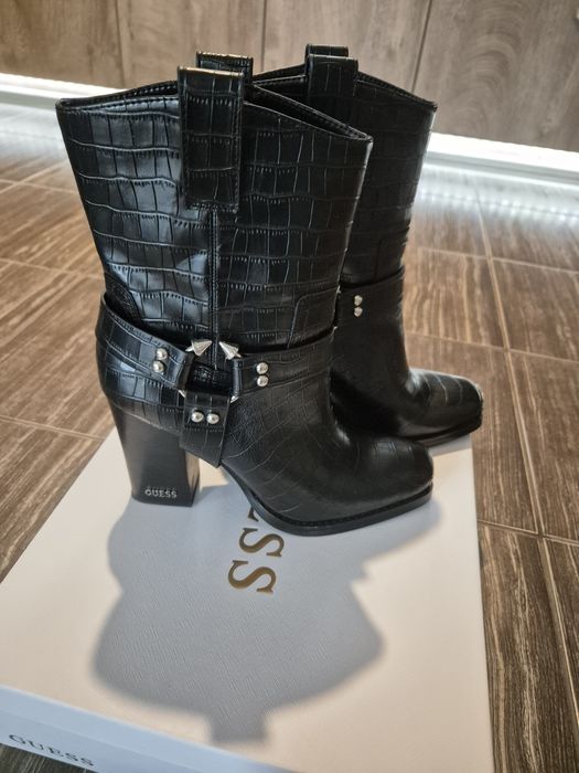 Дамски боти Guess