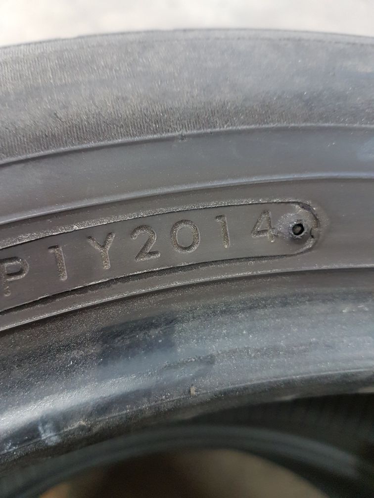 Летни гуми 2 броя Toyo Proxes 225 55 R19 дот2014