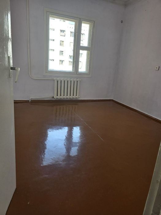 Срочно сотилади Сергели 7. 3/6/9 ремонт евро 2та балкон +лифтовой бор