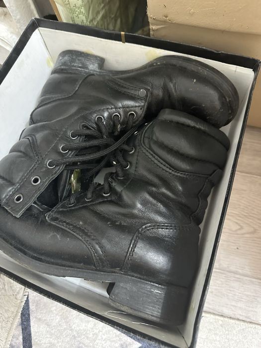 Отдам даром обувь