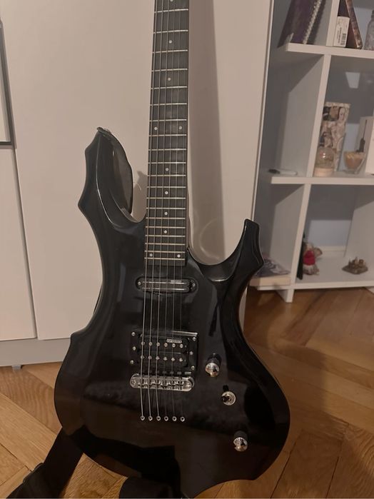 Chitara electrica neagra ESP Ltd F-10 Kit BLK