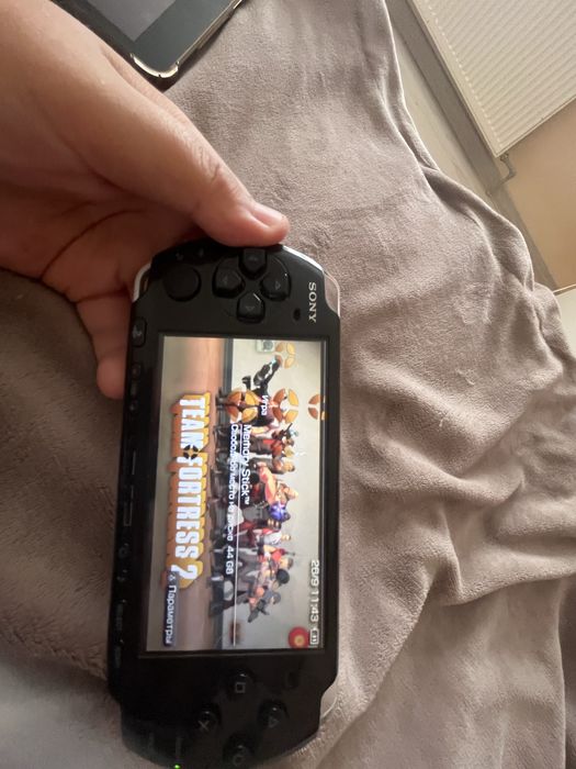 Продаю psp 3008 с 64 гб памяти