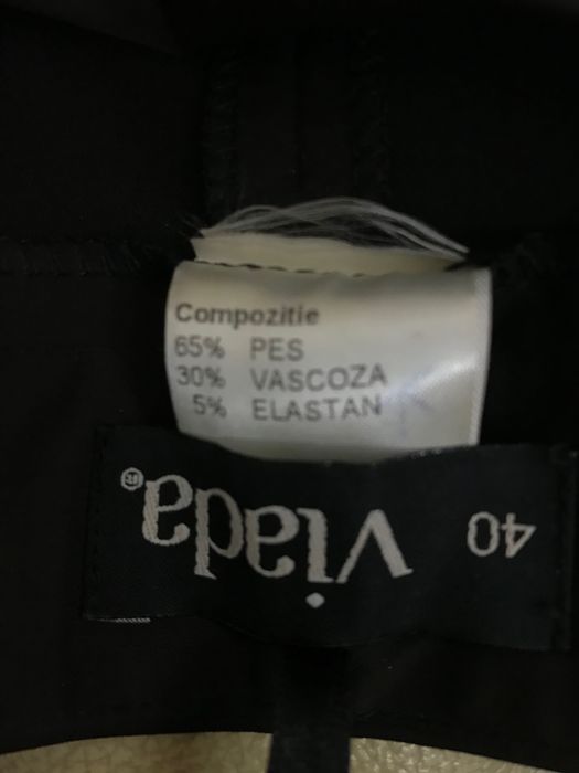 Pantaloni maro foarte închis drepți