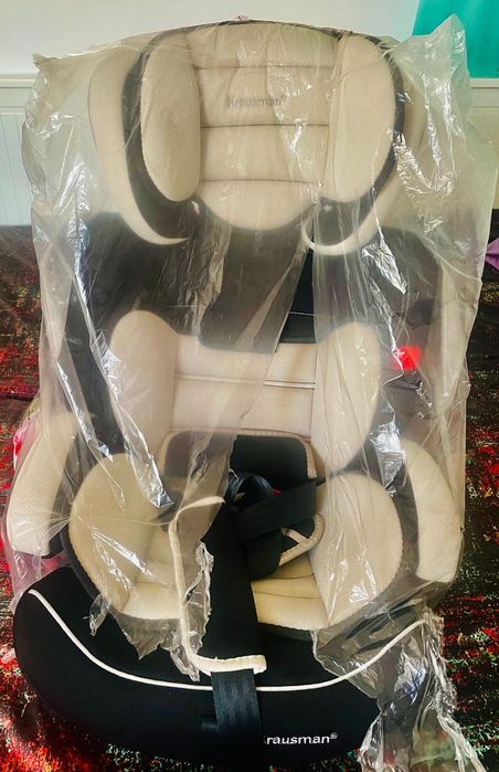 Vând scaun auto bebe, nefolosit