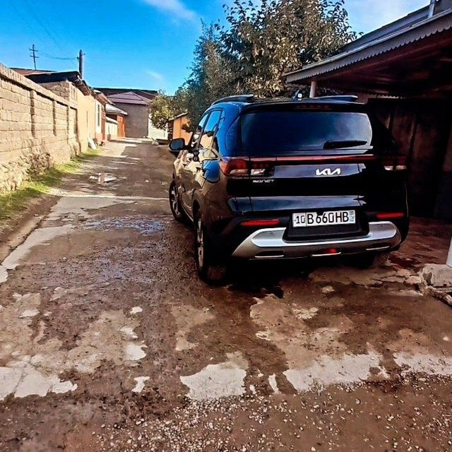 Sotiladi kia sonet
