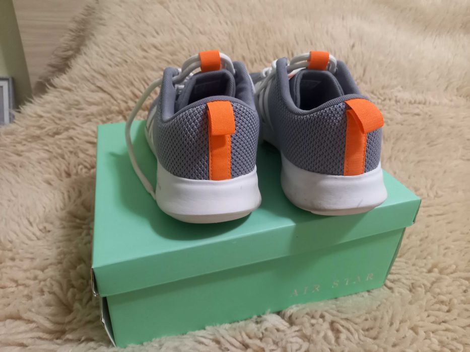 Маратонки adidas  мъжки 42