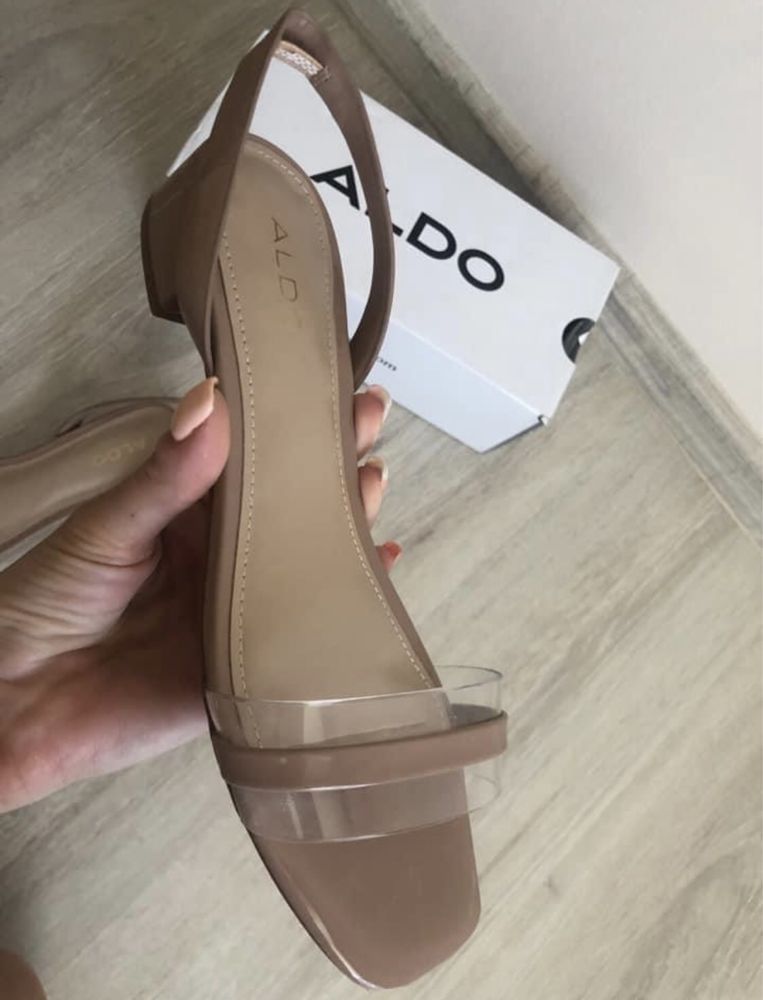 сандали Aldo