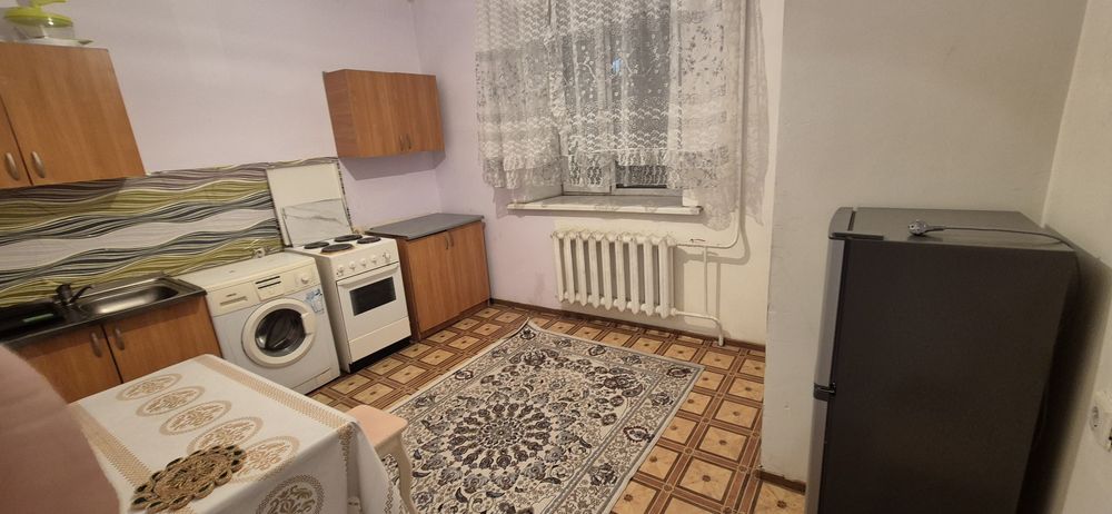 Сдам на длительный срок однокомнатную квартиру.  Жк Сайран