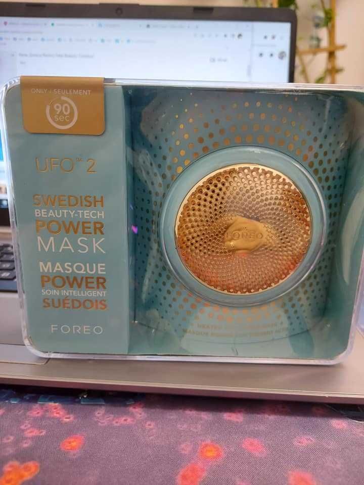 FOREO UFO™ 2 Mint Power Mask pentru accelerarea efectelor mastii