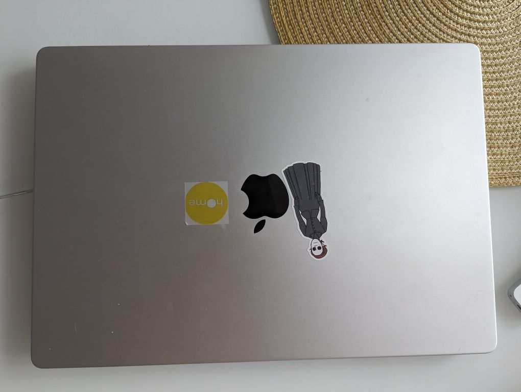 MacBook Pro 16 M1 2022 Silver