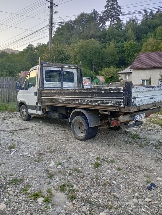 Vând Iveco daily basculabil