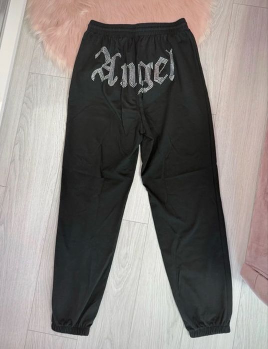 Pantaloni de trening