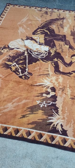 Carpeta veche, Detalii în fotografii!