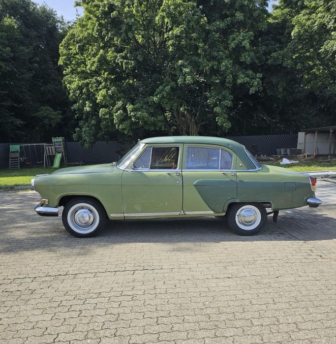 Volga GAZ Lux M21