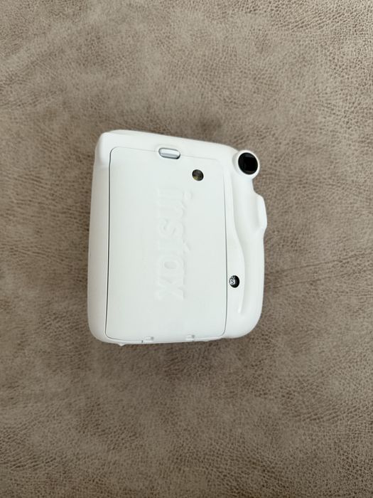 Instax mini 11 белый