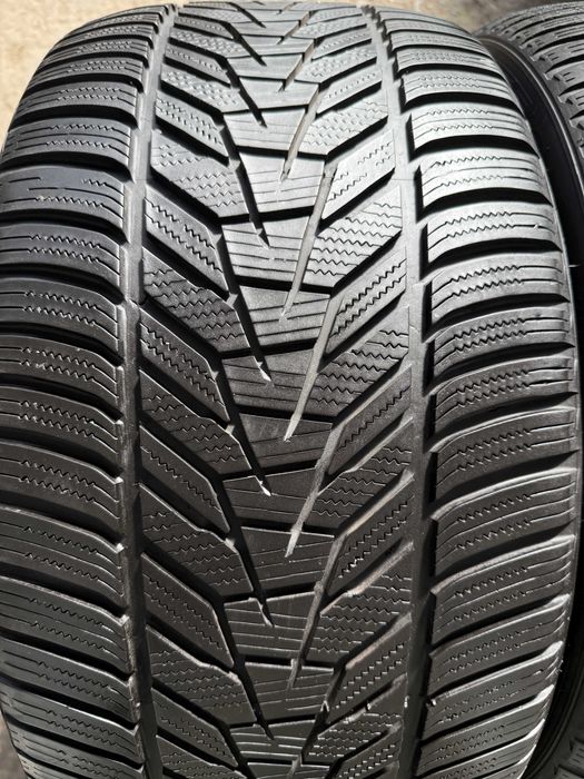 2x Anvelope Iarna 295/35 R21 - Hankook  Winter I"Cept Evo 3 X