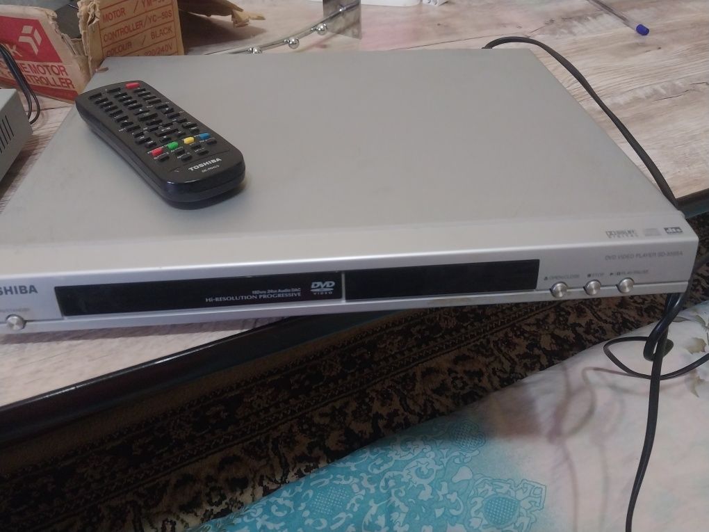 DVD player 2 sht oddam deshevo