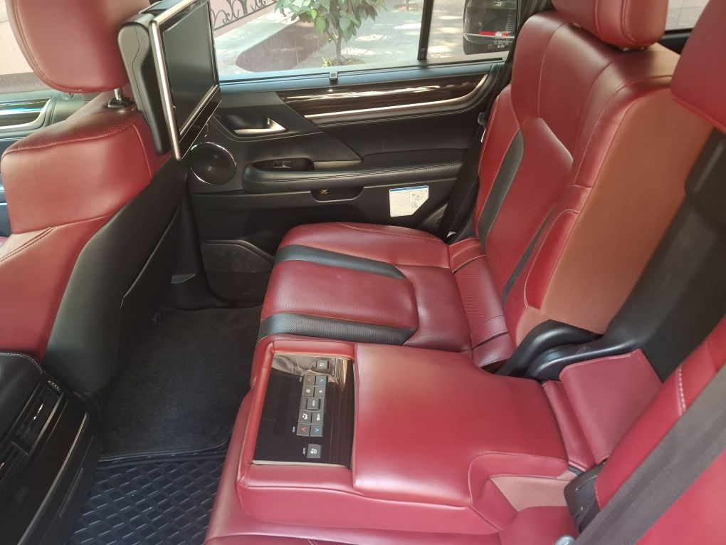 Lexus LX 570   СУПЕР. СПОРТ Нахтга. сотилади.