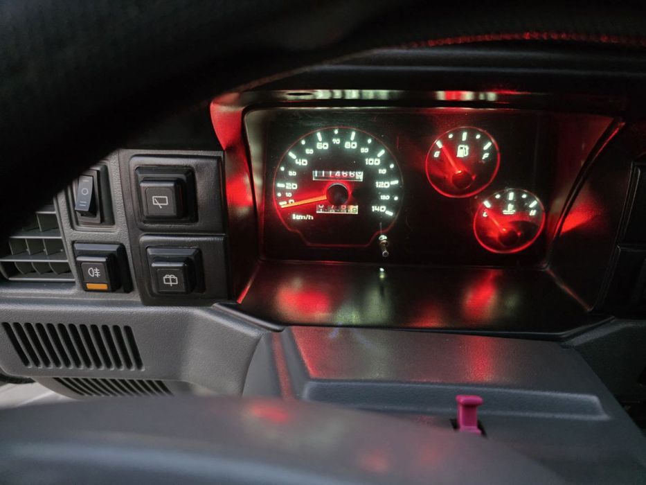 Дамас сотилади срочно