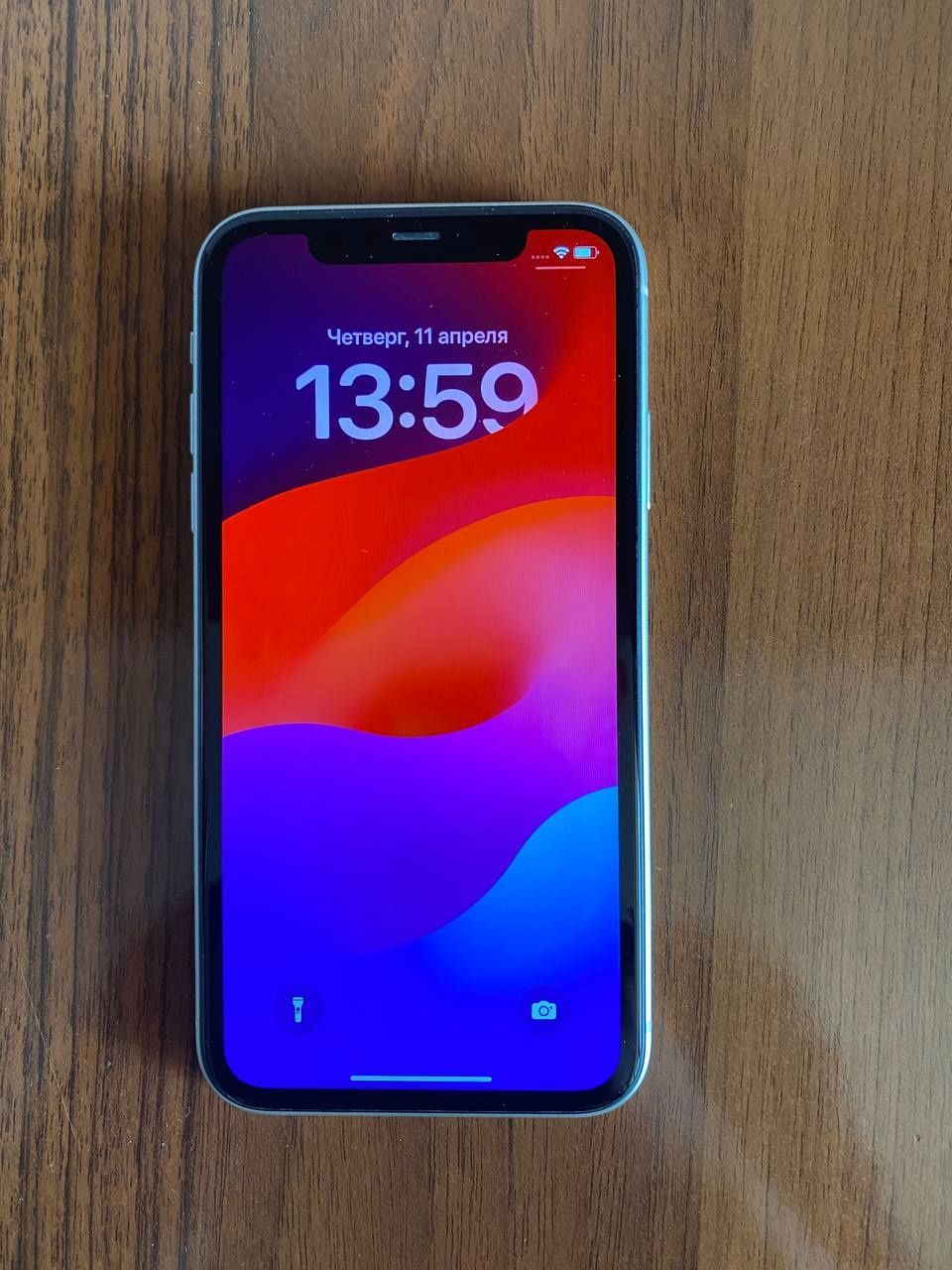 Iphone 11 идеал холатда 82 ёмкость 64