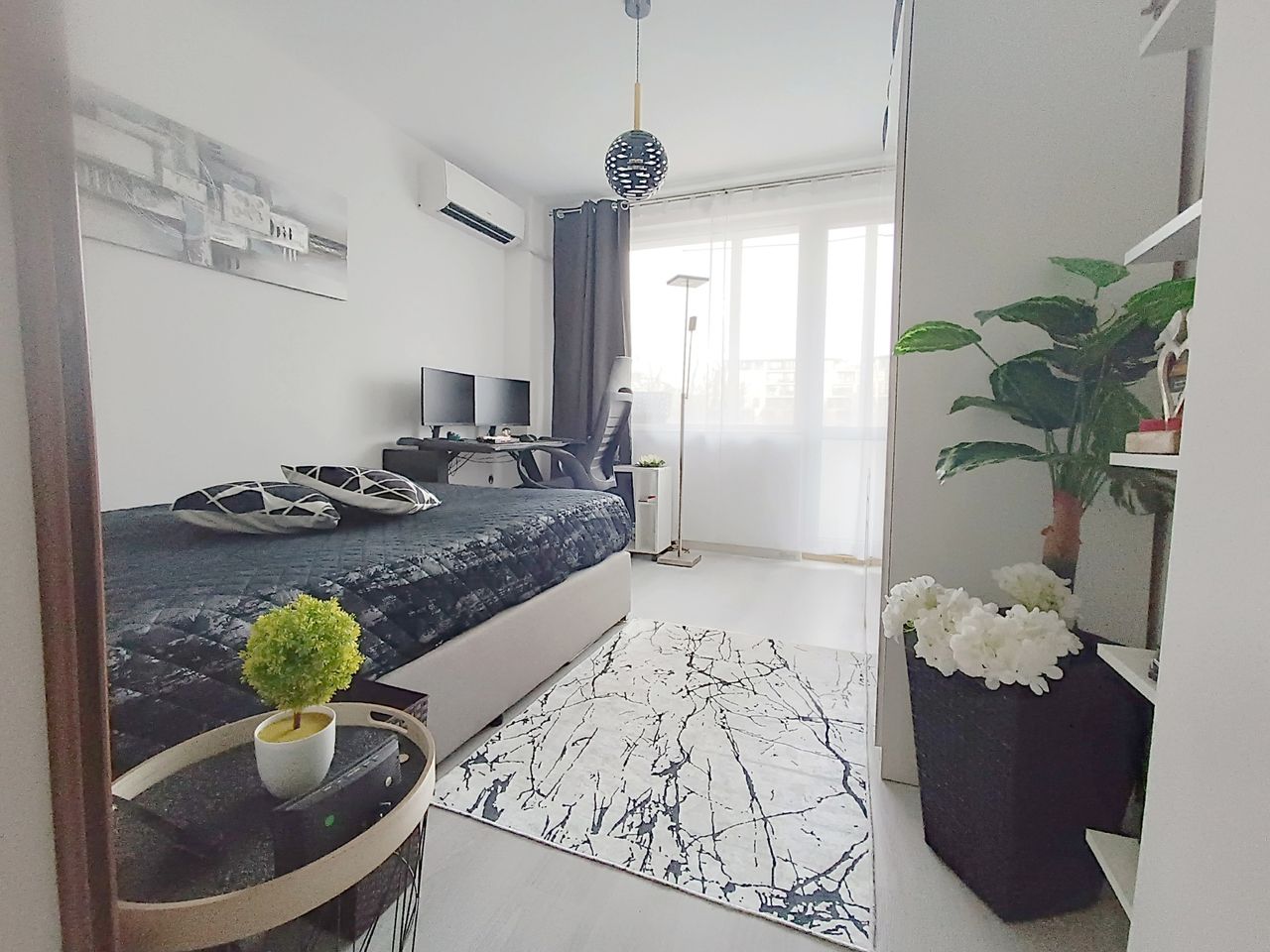 Продава се Тристаен апартамент в Варна, Базар Левски - 82 кв.м за 3281 €/кв.м - Снимка #6