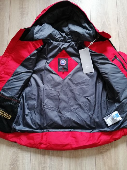 Canada Goose мъжко зимно яке в червен цвят S M L