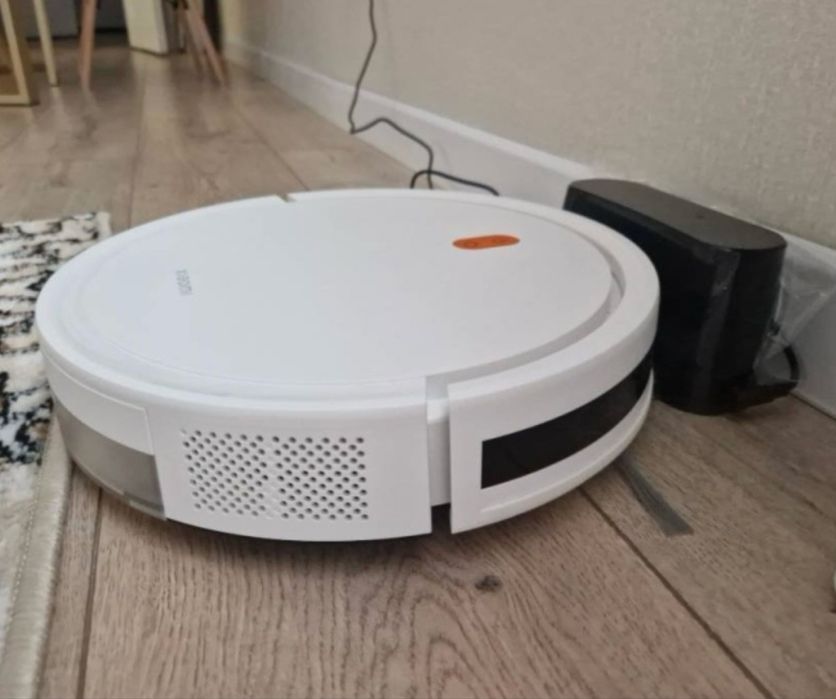 Срочно роботпылесос продаю